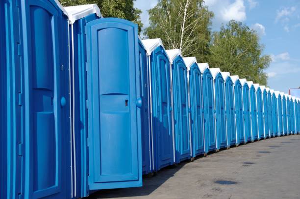 Best Portable bathroom rental  in Fort Benton, MT